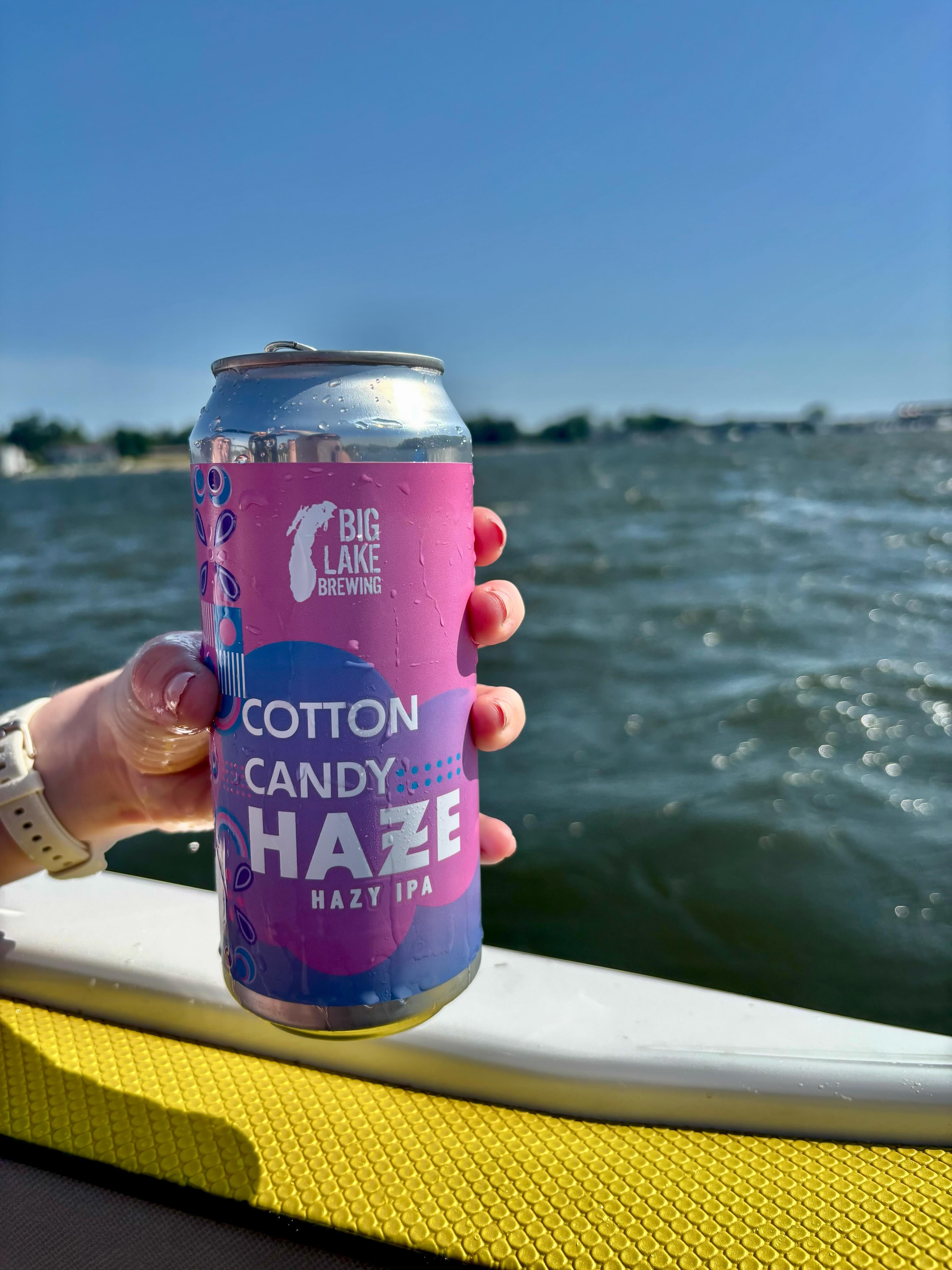 Boat days just got better with Cotton Candy Haze! Stock up on your favorite summer IPA while it’s fresh 🍻