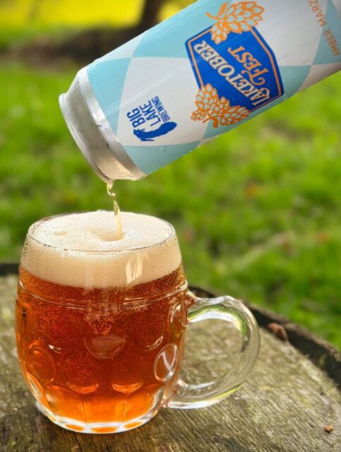 Ready for a beer you’ll keep coming back to? Laketoberfest is stocked and ready for you at our holland pub and select retailers across Michigan. Here’s to crisp days and even crisper beers 🍂🍻
📸 : @reallyicetomeetyou